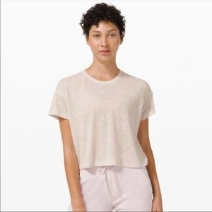 Lululemon cates tee